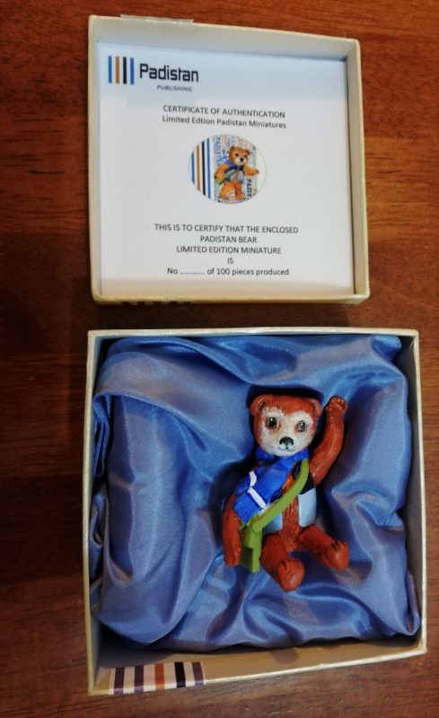 Padistan bear miniature in his box